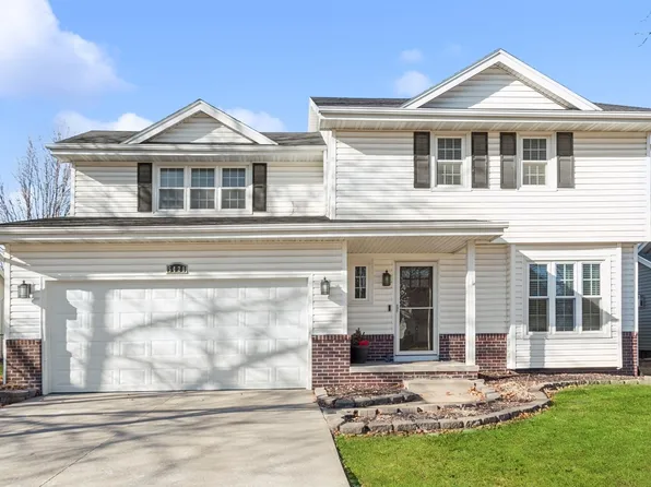5420 NW 89th St, Johnston, IA 50131