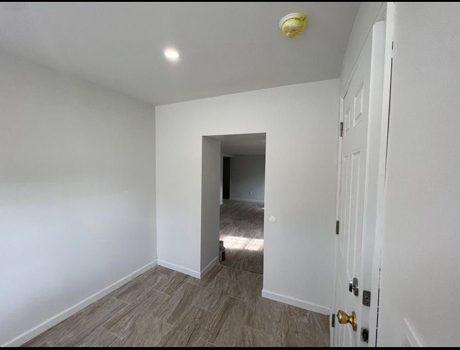 1st image of 23 Cedar Ave