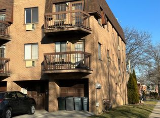 36-37 193rd St #3, Flushing, NY 11358