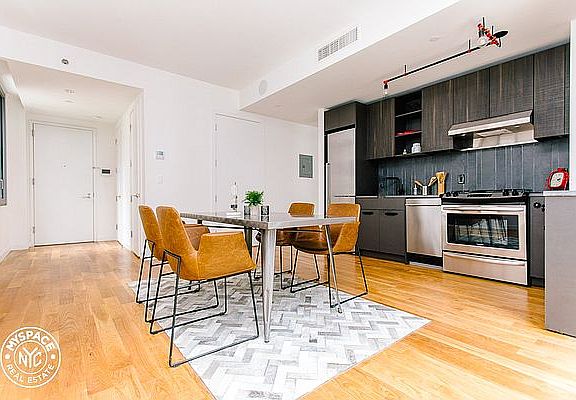 2nd image of 123 Melrose St #922