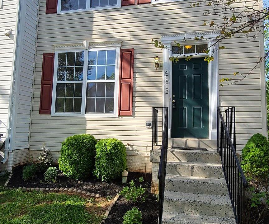1st image of 45512 Lakemont Sq