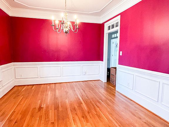5th image of 228 W Meath Drive