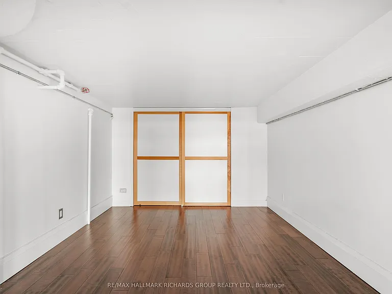 245 Carlaw Ave #202B — Photo 17