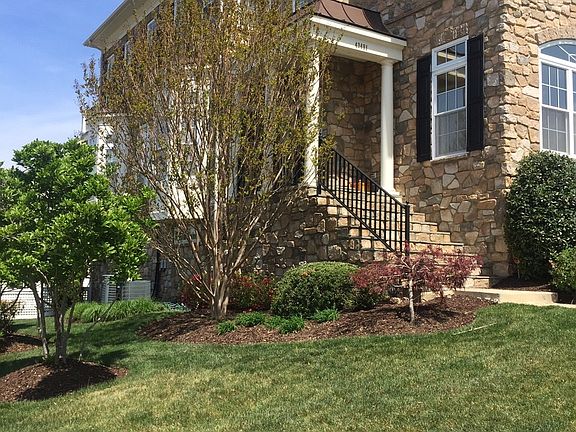 End unit stone townhouse