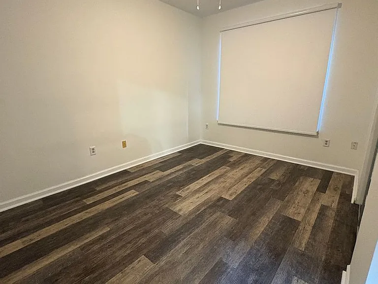 2702 Waters Edge Dr — Photo 19
