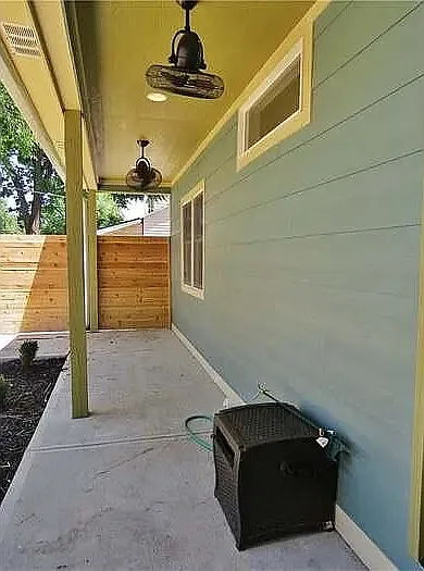 728 E Minnesota St — Photo 3