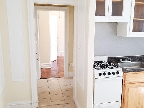 4th image of 176 Fairview Ave APT 5