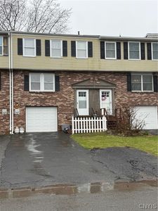 4176B Burningtree Rd, Liverpool, NY, 13090