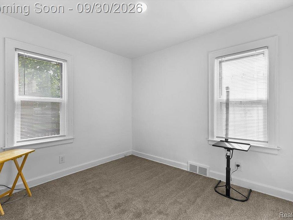 5275 Yorkshire Rd, photo 9