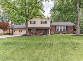 7041 Cricklewood Rd, Indianapolis, IN 46220