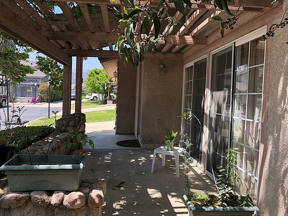 4th image of 642 Heritage Ct