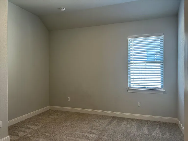 148 Kellogg Ln — Photo 28