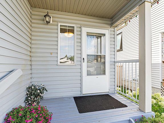 3rd image of 7 Egerland Pl