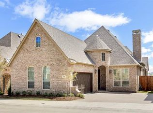 821 The Lakes Blvd, The Colony, TX 75056