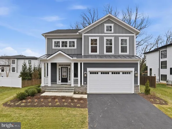 602 Tapawingo Rd SW, Vienna, VA 22180