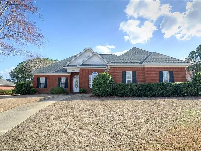655 Belmonte Dr — Photo 1