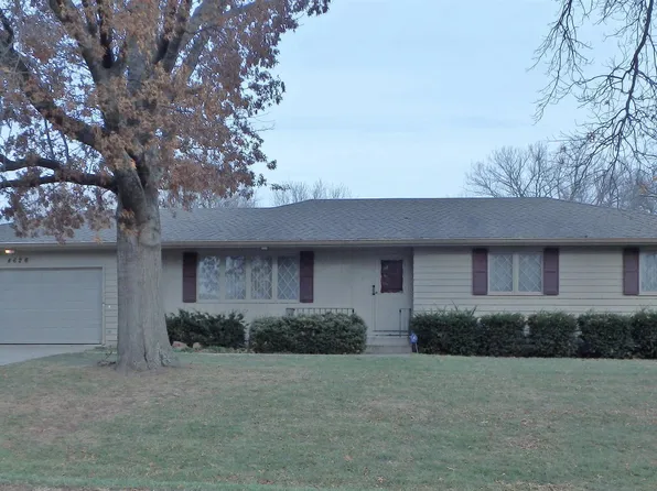 4626 SE 28th St, Topeka, KS 66605