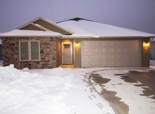 115 Stoneybrook Cir SW, Spencer, IA 51301