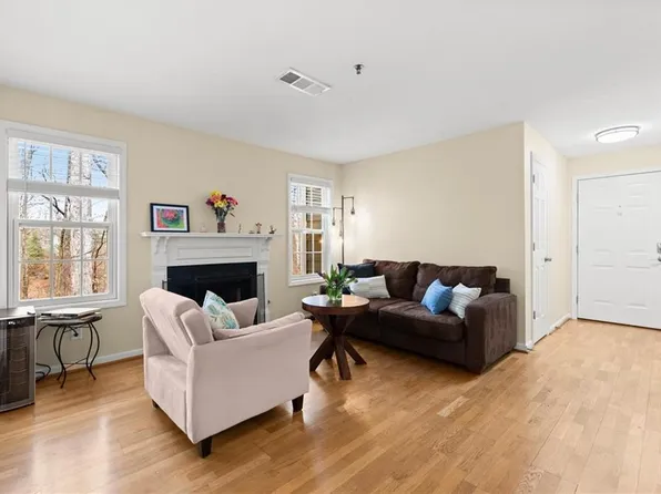 2182 River Heights Ct, Marietta, GA 30067