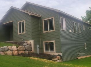 1430 Martiny Ct, Baraboo, WI 53913