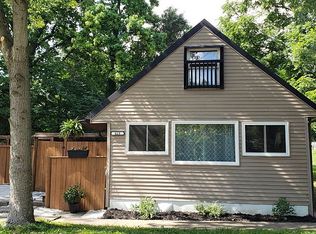 618 W Howe St, Bloomington, IN 47403