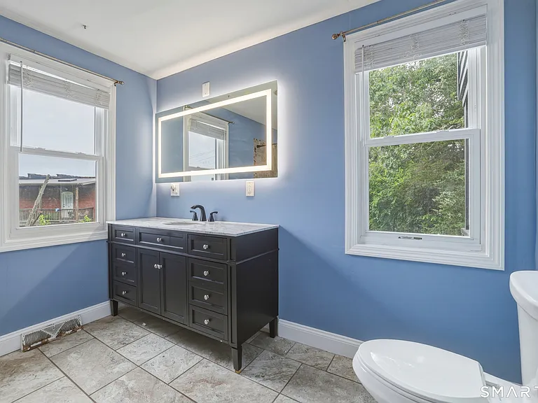 44-46 Perry Hill Rd — Photo 13