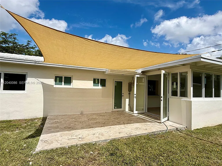 8235 SW 62nd Pl — Photo 29