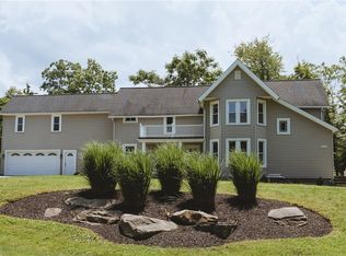 5104 Abigail Dr, Lyndhurst, OH 44124