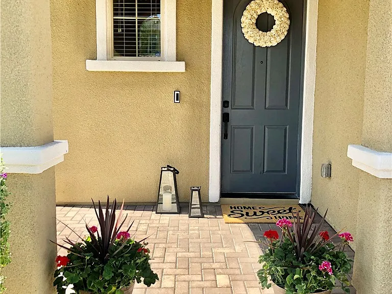 67 Berneri Dr — Photo 9