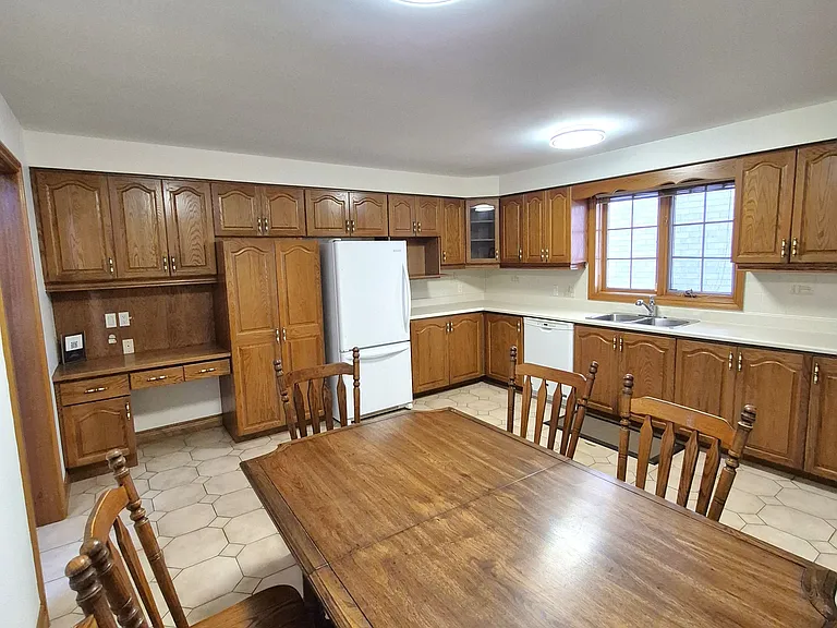 256 Cocksfield Ave #4 — Photo 6