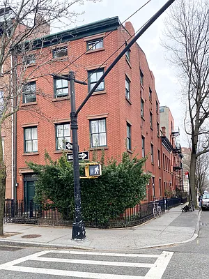 Rented by Compass | media 7