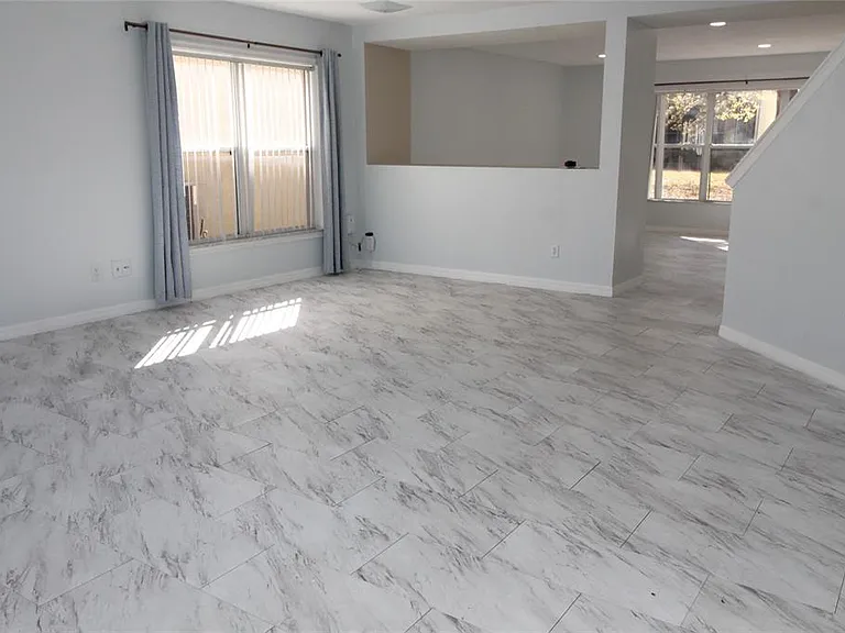 1455 Blue Horizon Dr — Photo 6