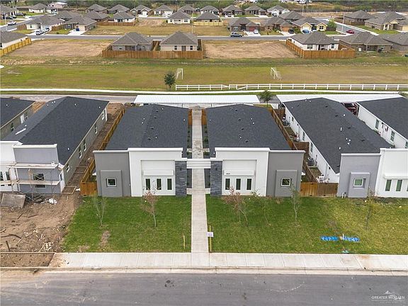 2nd image of 3504 Fuerte Ave #3