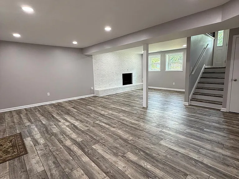 238 Betty Lewis Dr — Photo 17