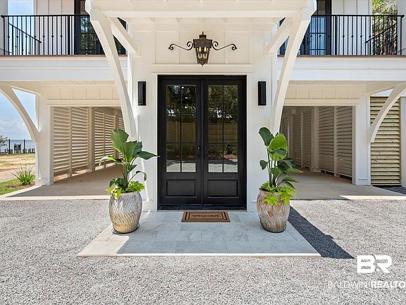 4th image of 3 Pier Ave