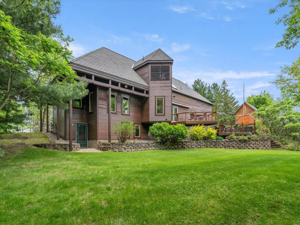 10047 Cove Pointe Rd, Brainerd, MN 56401