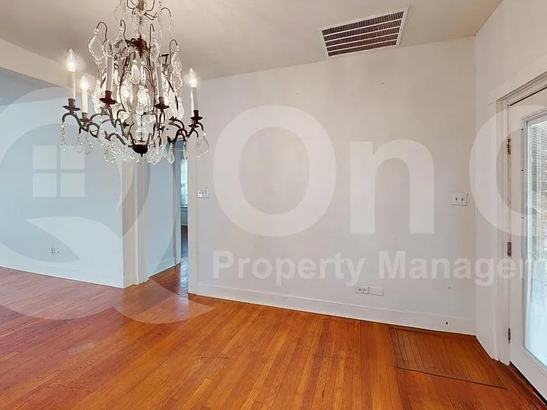 3326 Burlingdell Ave — Photo 3