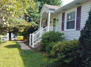 102 Riggs Rd, Watauga, TN 37694