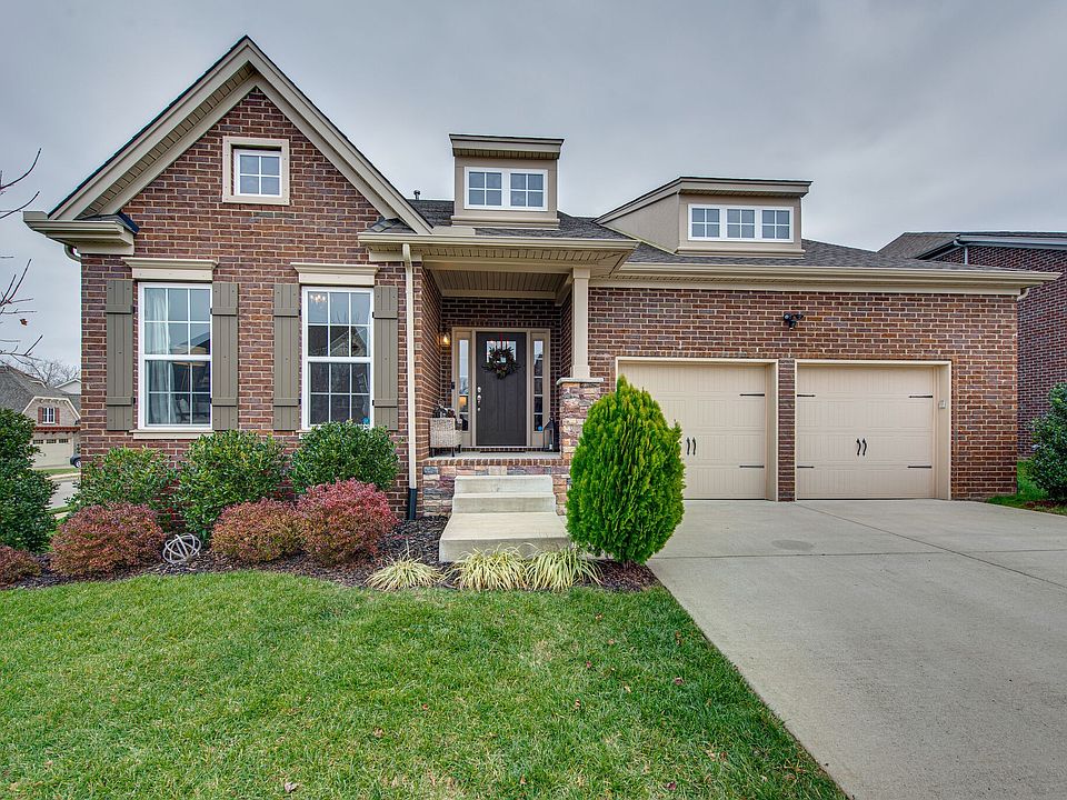 1st image of 2516 Tapestry St