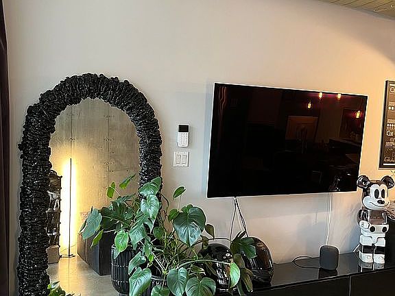 5th image of 957 Pacific St APT 201