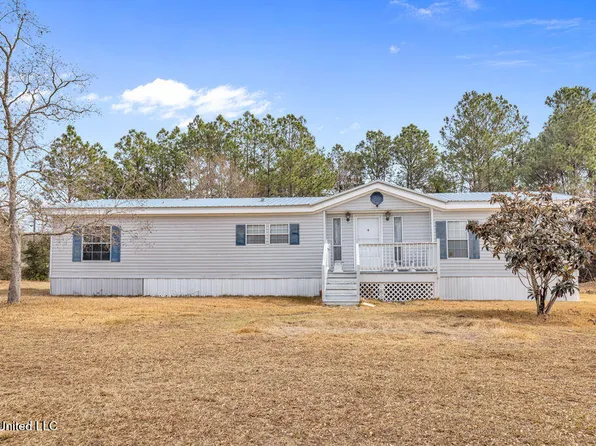 8422 Mystic Cir, Pass Christian, MS 39571