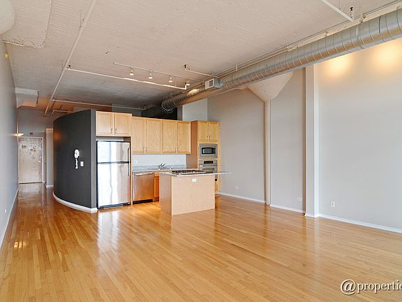 Kitchen/Living Room