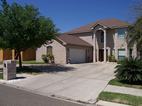 2nd image of 1901 Jonathon Dr
