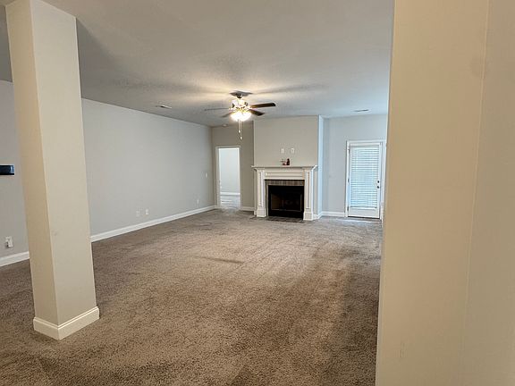 5th image of 2447 Belltown Dr SW
