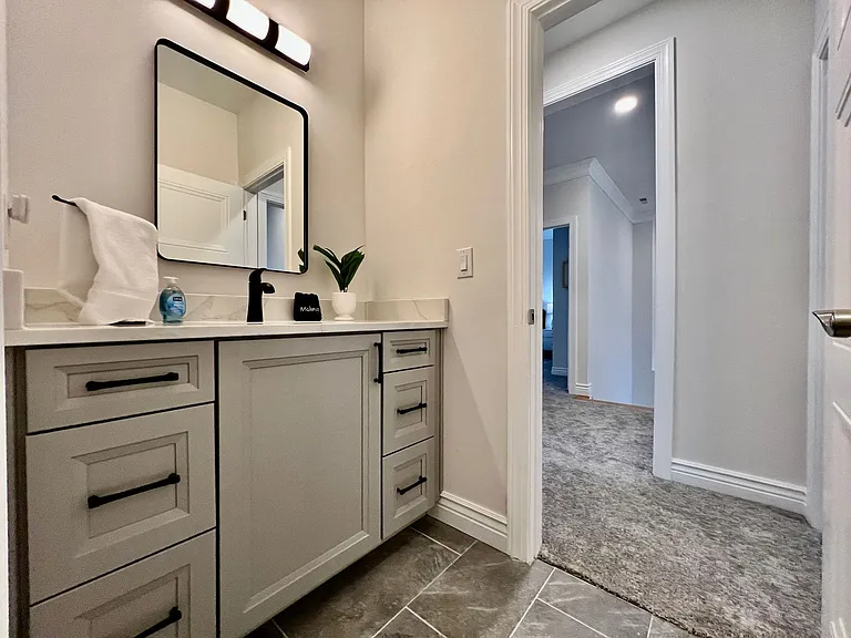 4817 Granada Ct — Photo 38