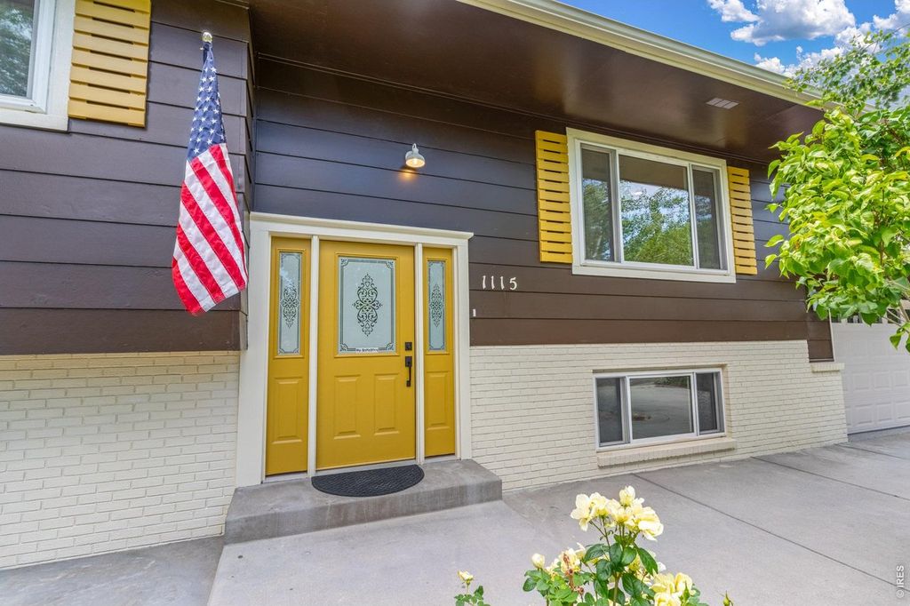 1115 Jennifer Dr