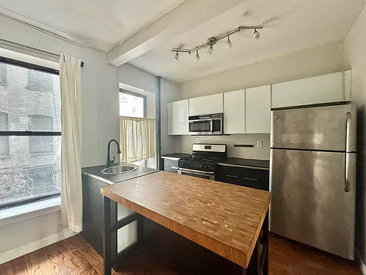 Rented by Doorway NYC, LLC | media 11