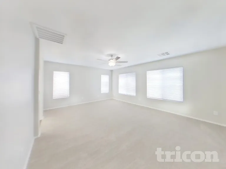 4930 E Del Rio Dr — Photo 7