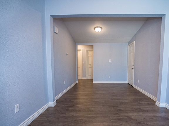 5th image of 12038 Lowemont St
