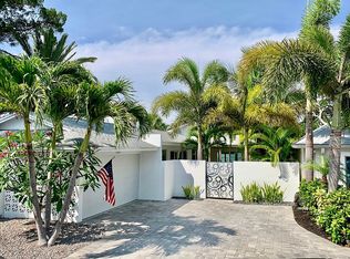 1330 Moonmist Dr #B-9, Sarasota, FL 34242